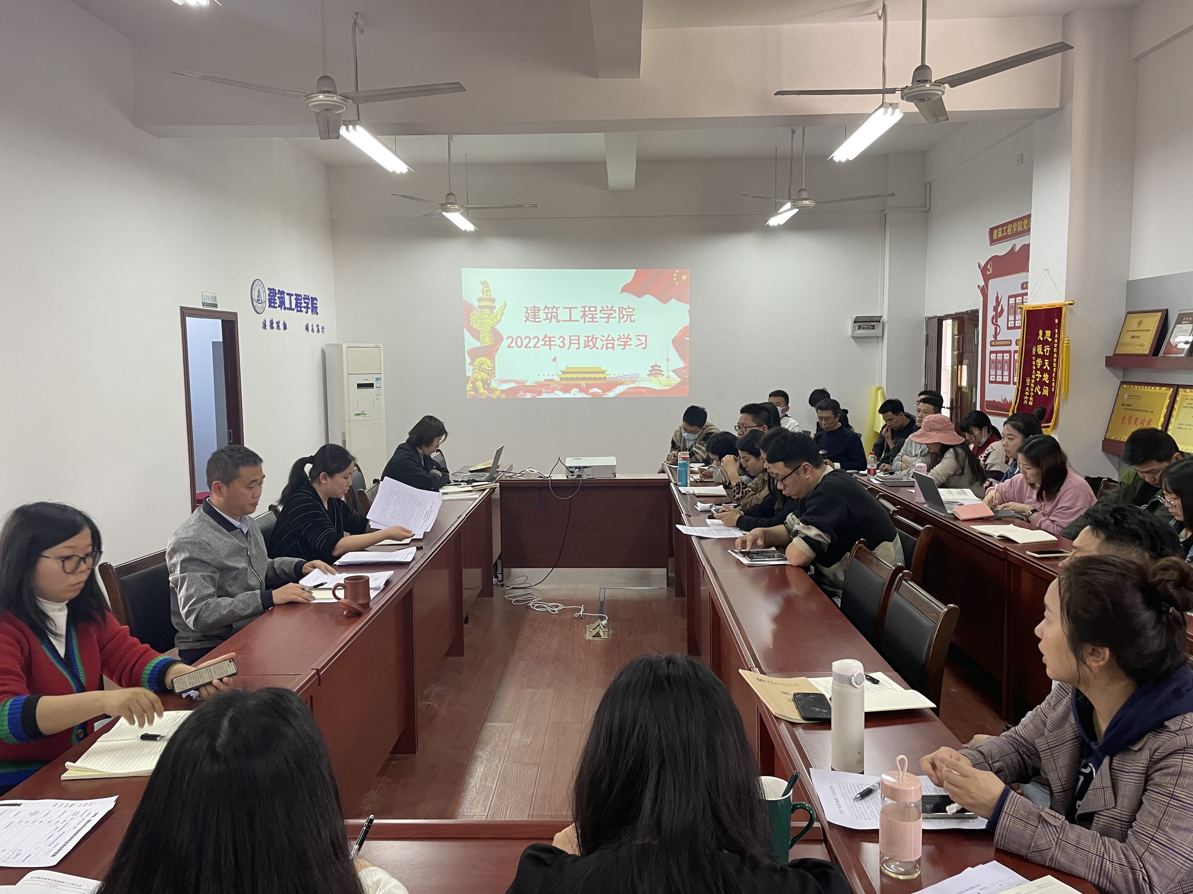 IMG_3774.JPG IMG_3774.JPG